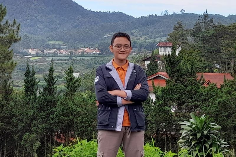 Zaky, Si Anak Pedagang Plastik Peraih IPK 3,99 Teknik Metalurgi ITB