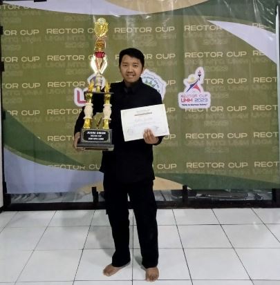  Hafal Alquran 30 Juz, Arema Ini Lulus S1 UMM Tanpa Skripsi!