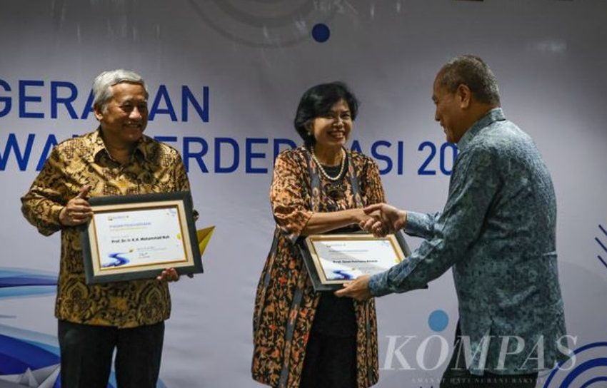 mohammad nuh penghargaan kompas 2024